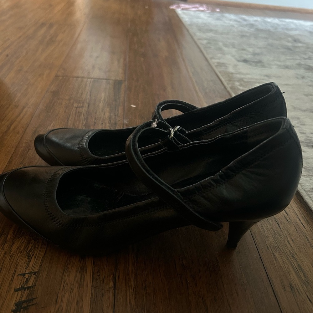 Prada Black Leather Mary Jane Heels - Picture 3 of 14